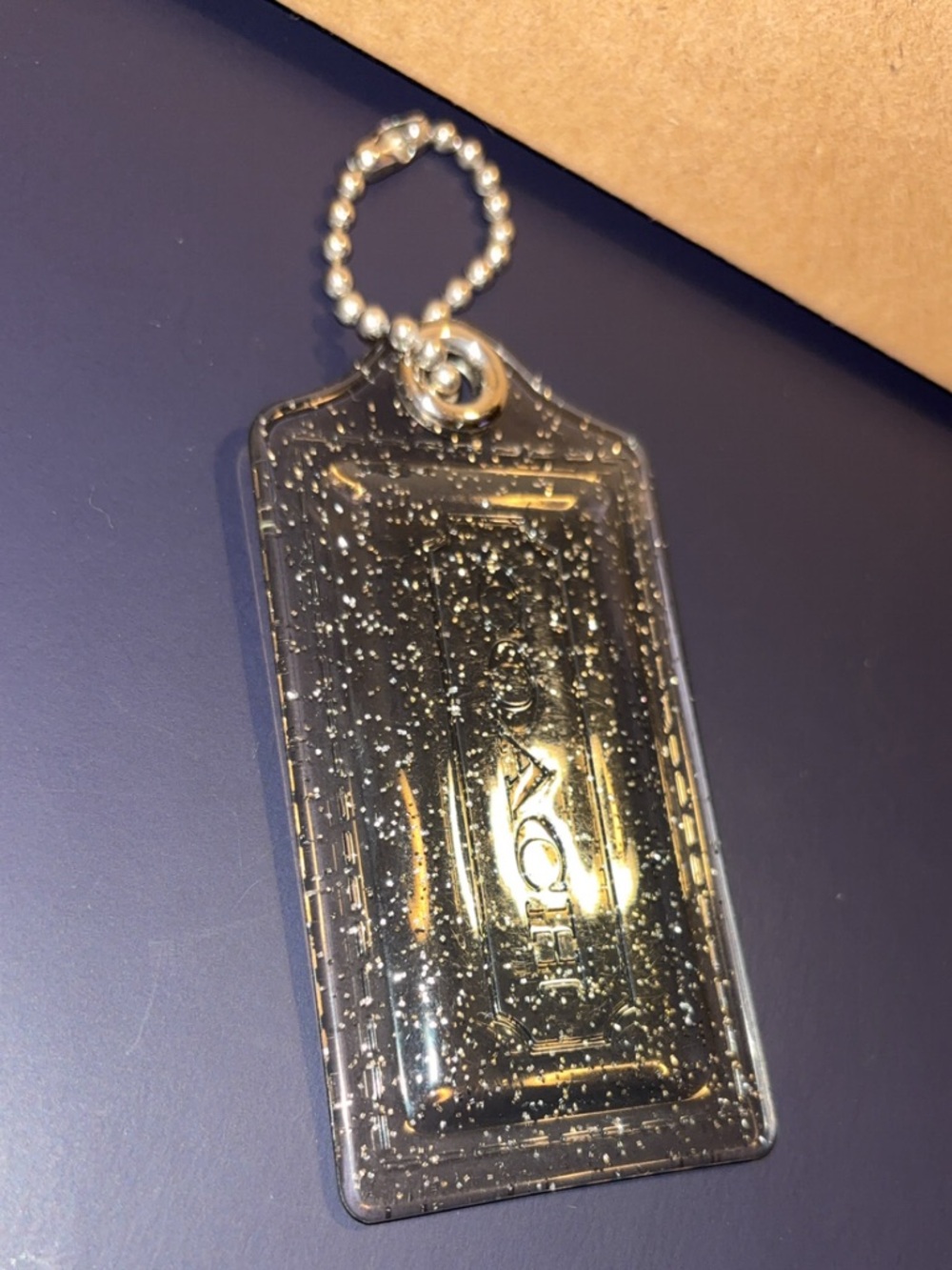 Coach poppy Clear Glitter Tag - Picture 6 of 8